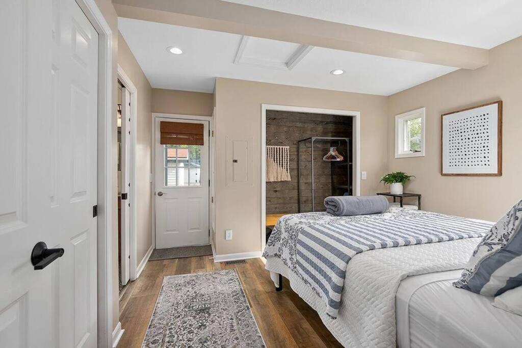 Villa 2Min Walk Downtown-Pet Friendly-Offstreet Parking à Saugatuck Extérieur photo