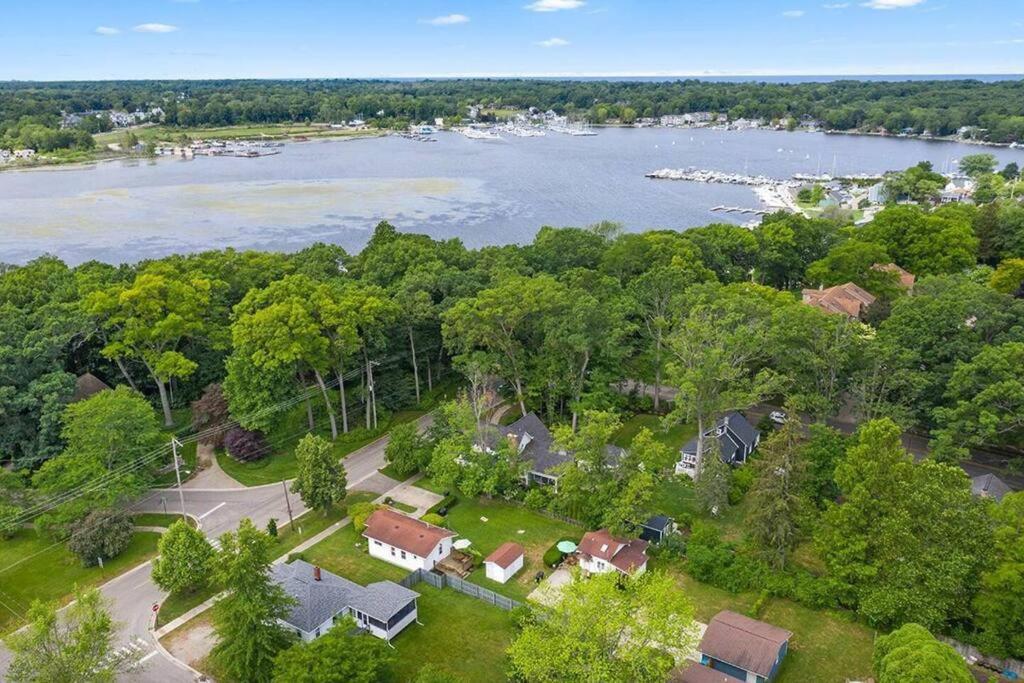 Villa 2Min Walk Downtown-Pet Friendly-Offstreet Parking à Saugatuck Extérieur photo